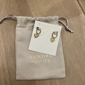Kendra Scott Gold Ari Heart Huggie Charm Earrings NWT